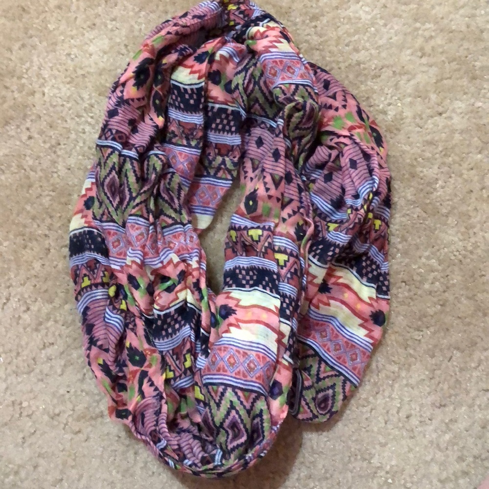 Tribal pattern light material infinity scarf